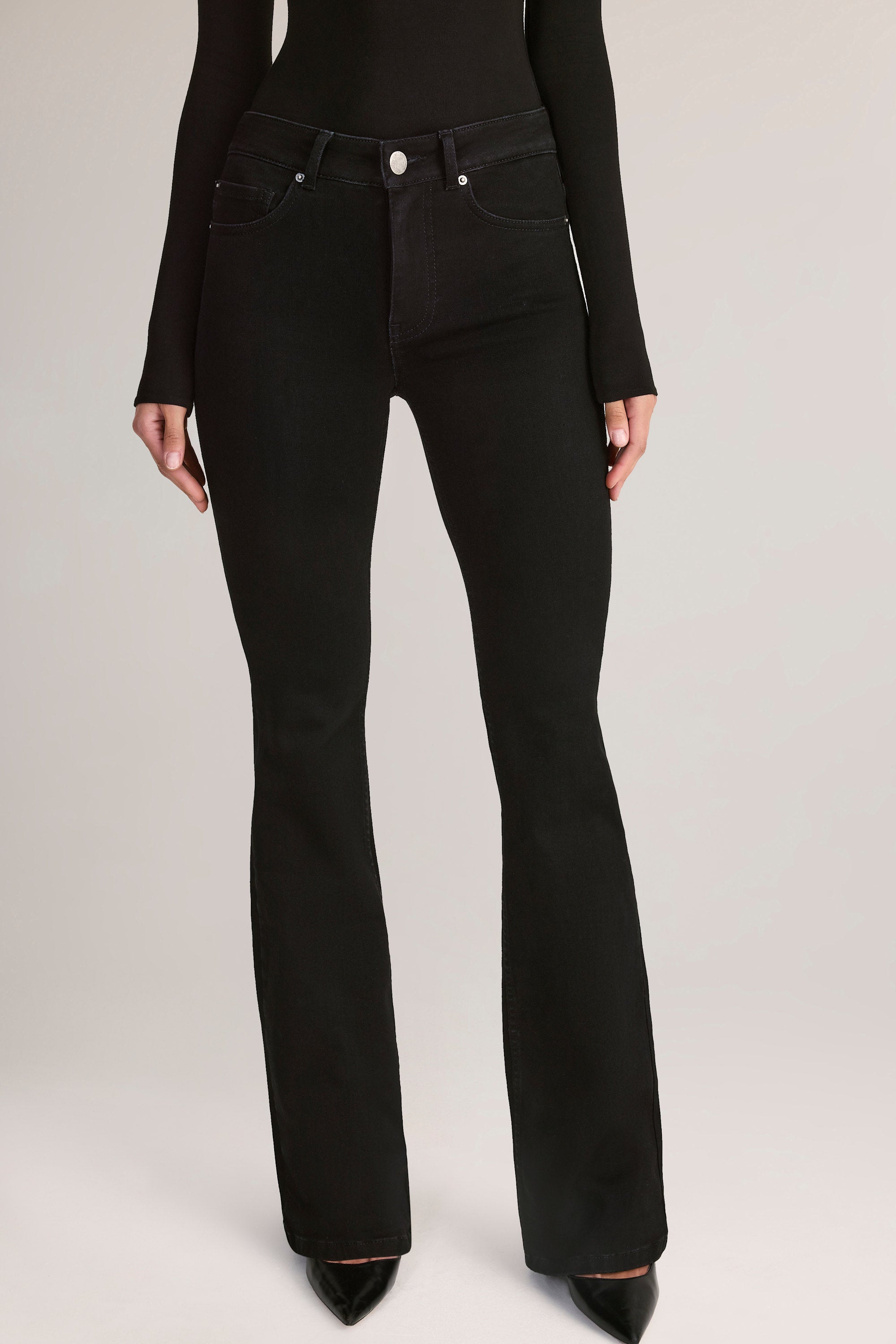 Denim Mid-Rise Flared Jeans in Black